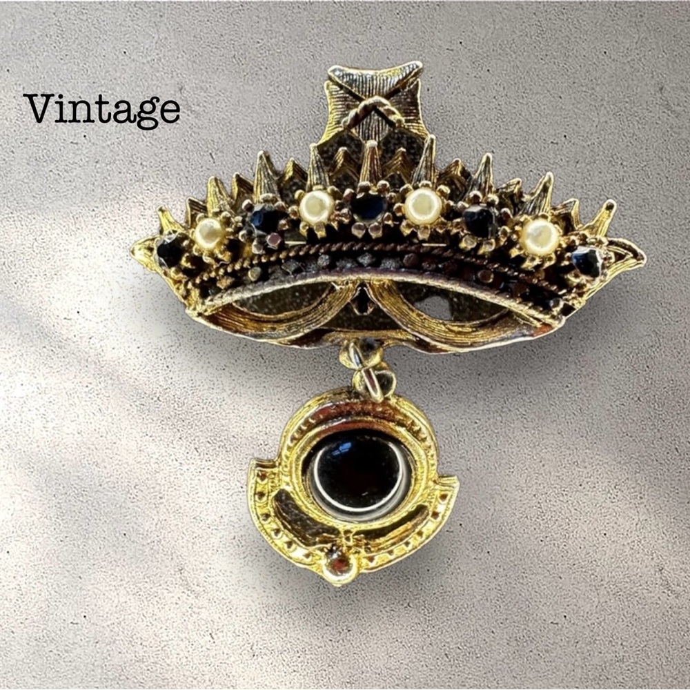 Vintage queen's crown brooch with medallion dangle - 1970s vintage.